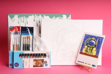 Picture of paint by number astronaut canvas