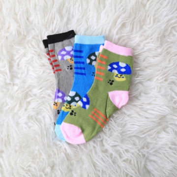 صورة دلاغات للاطفال ٣ أزواج