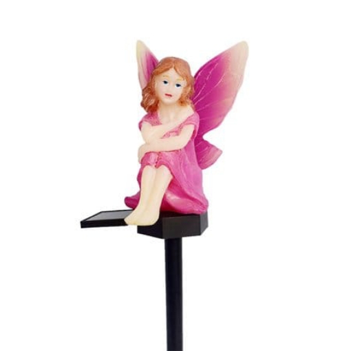 صورة تمثال ليلي مضيئ بالطاقة الشمسية