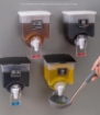 صورة Plastic Kitchen Wall-mounted Oil and Vinegar Dispenser Jar Container