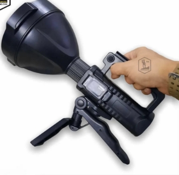 صورة Multifunctional Searchlight