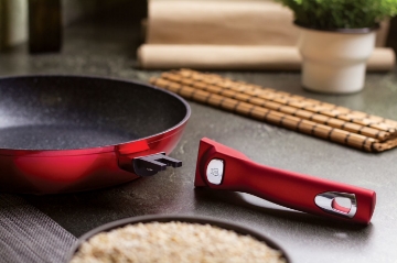 Picture of BH Frypan 28 cm detach  Burgundy 