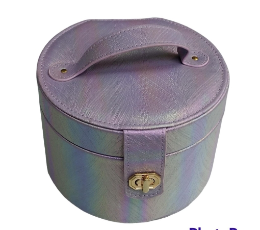 صورة صندوق مجوهرات للسفر فاخر